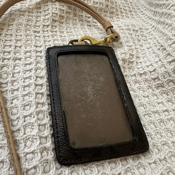 Coach Brown Leather Lanyard/ID Holder - Picture 3 of 5